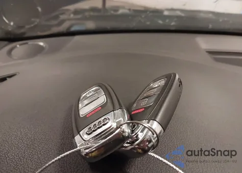 2013 Audi S4 3.0T Premium Plus z USA, uszkodzony, nr VIN WAUBGAFL0DA159478